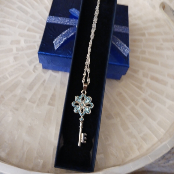 Key To My Heart Sterling Silver Pendant Necklace - Picture 7 of 13